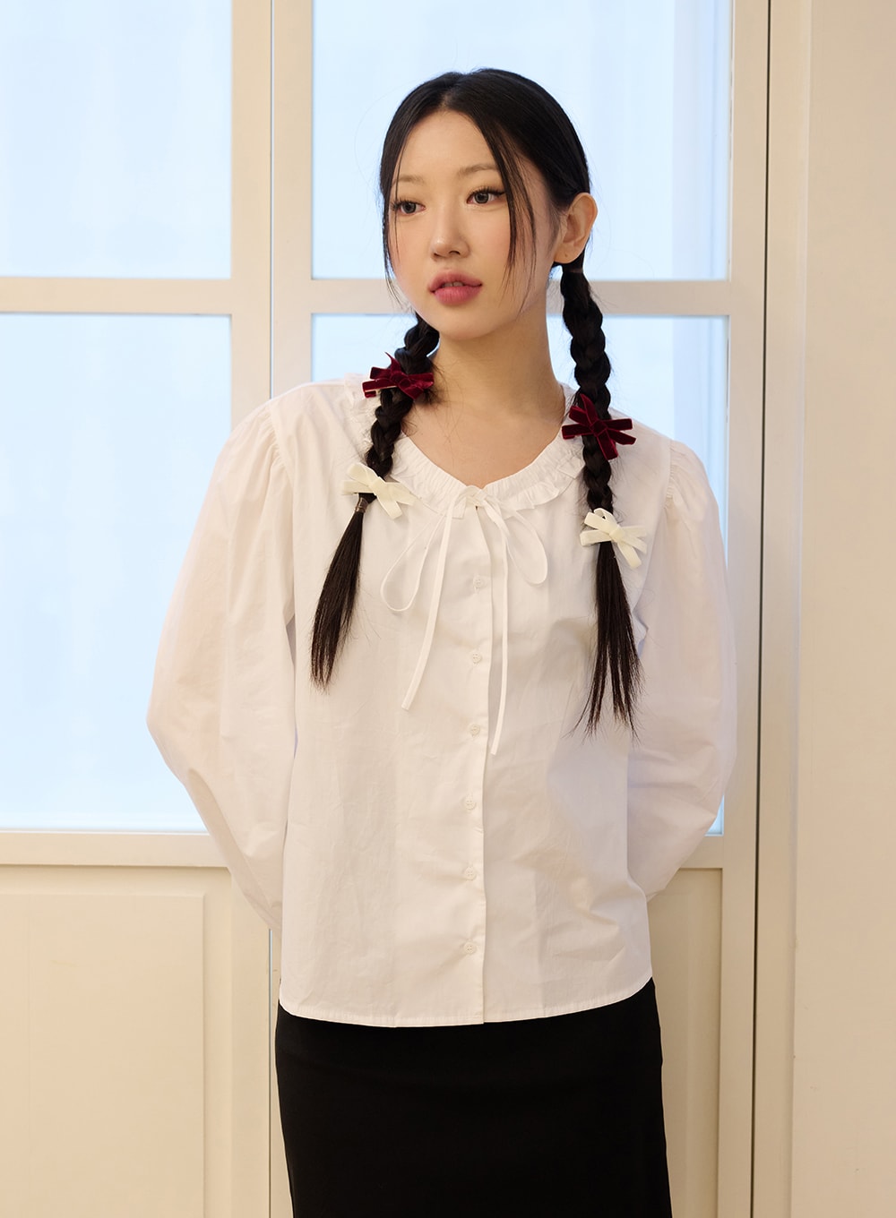 Round Neck Ruffle Hem Long Sleeve Blouse OD326