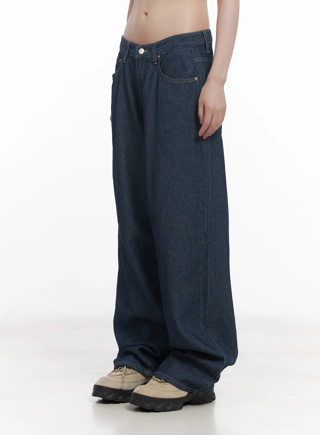 Narin Stitched Wide-Leg Jeans CU518