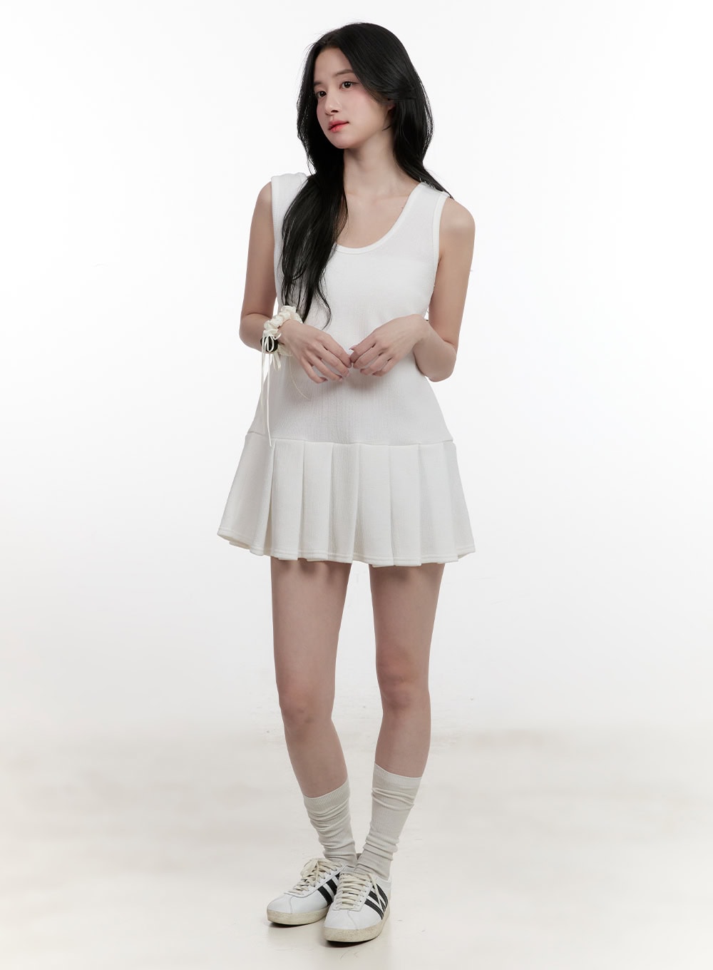 Sleeveless U-Neck Pleated Mini Dress CF527