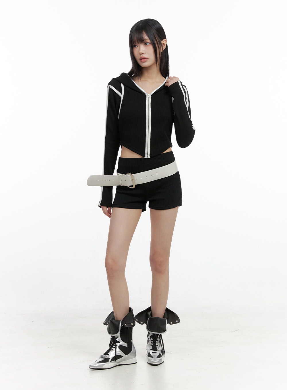 Solid Flex Slim Shorts IO430