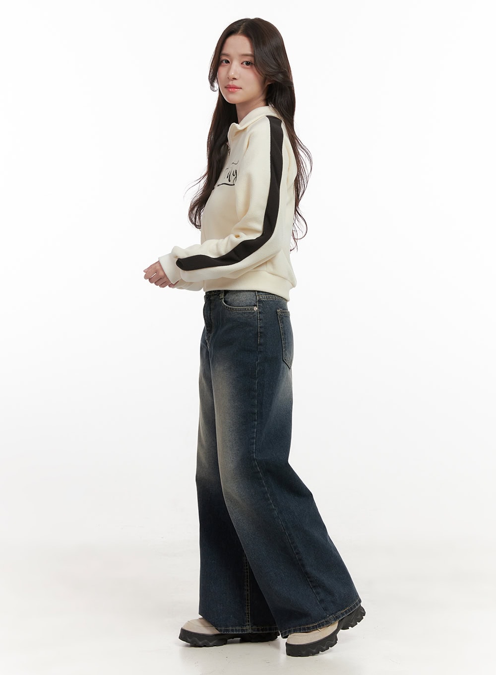 Fleece Lettering Zip Up Sweatshirt ON429