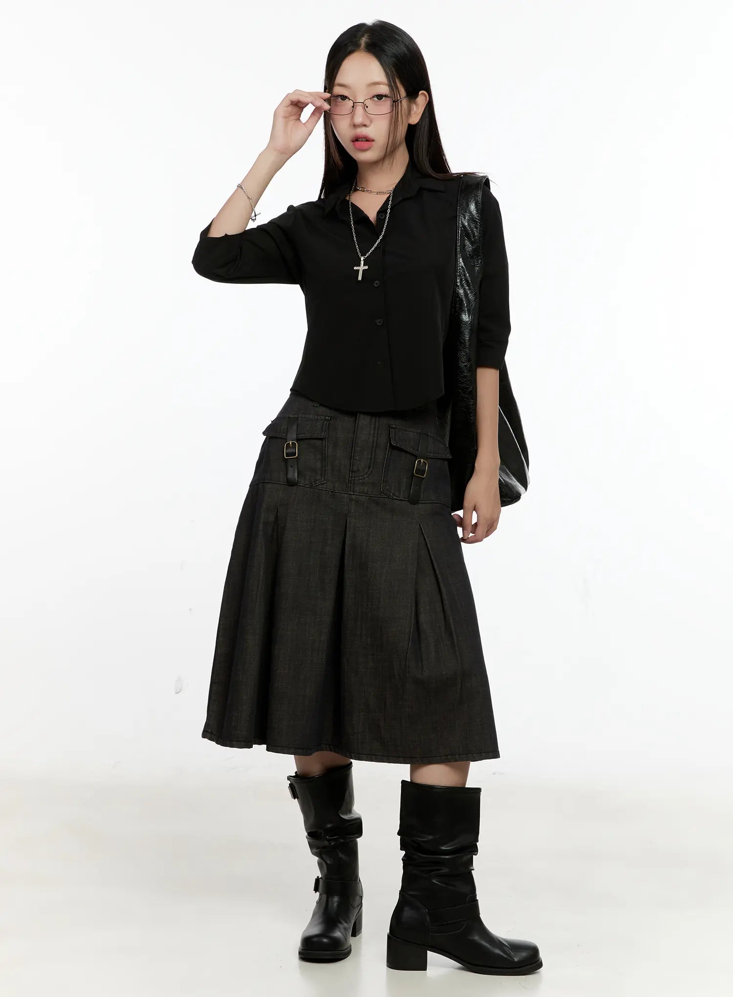 Chic Black Buttoned Half Sleeve Top CL531