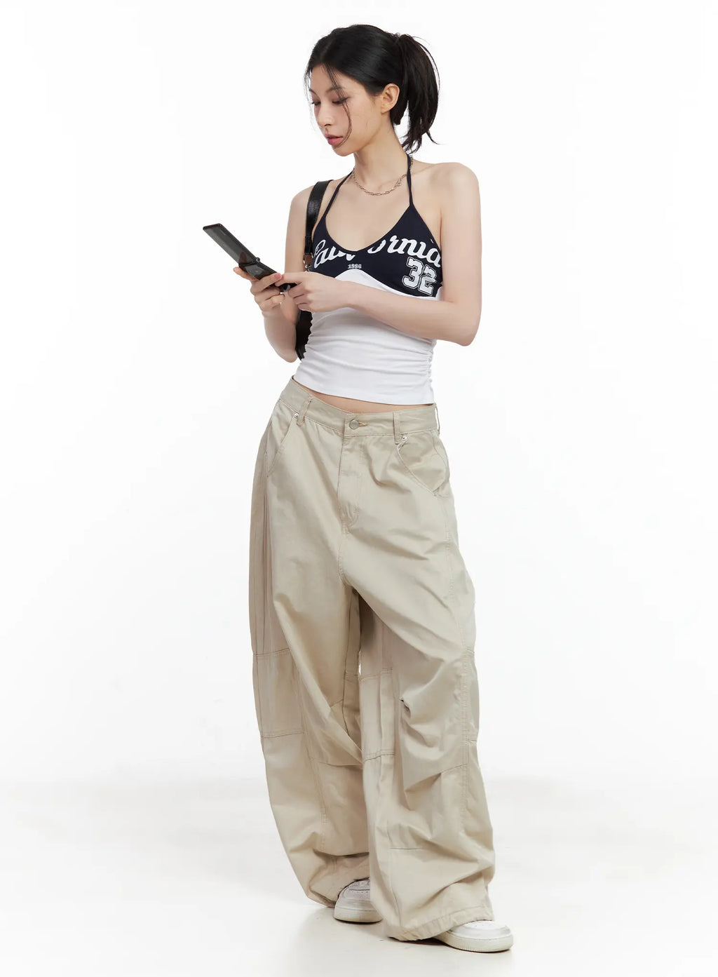 Contrast Graphic Halter Top CU530