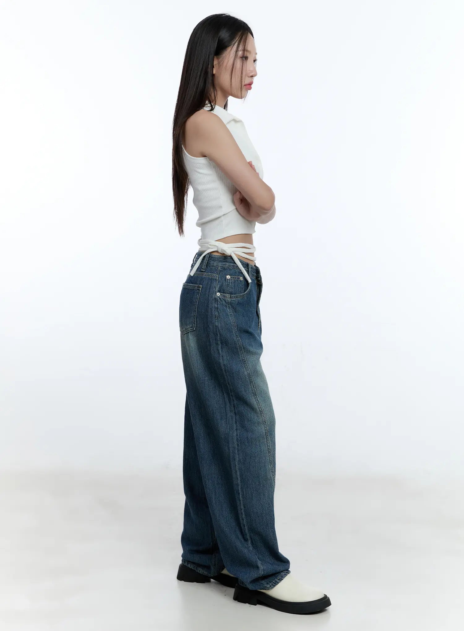 Haru Embroidered Wide-Leg Jeans CU527