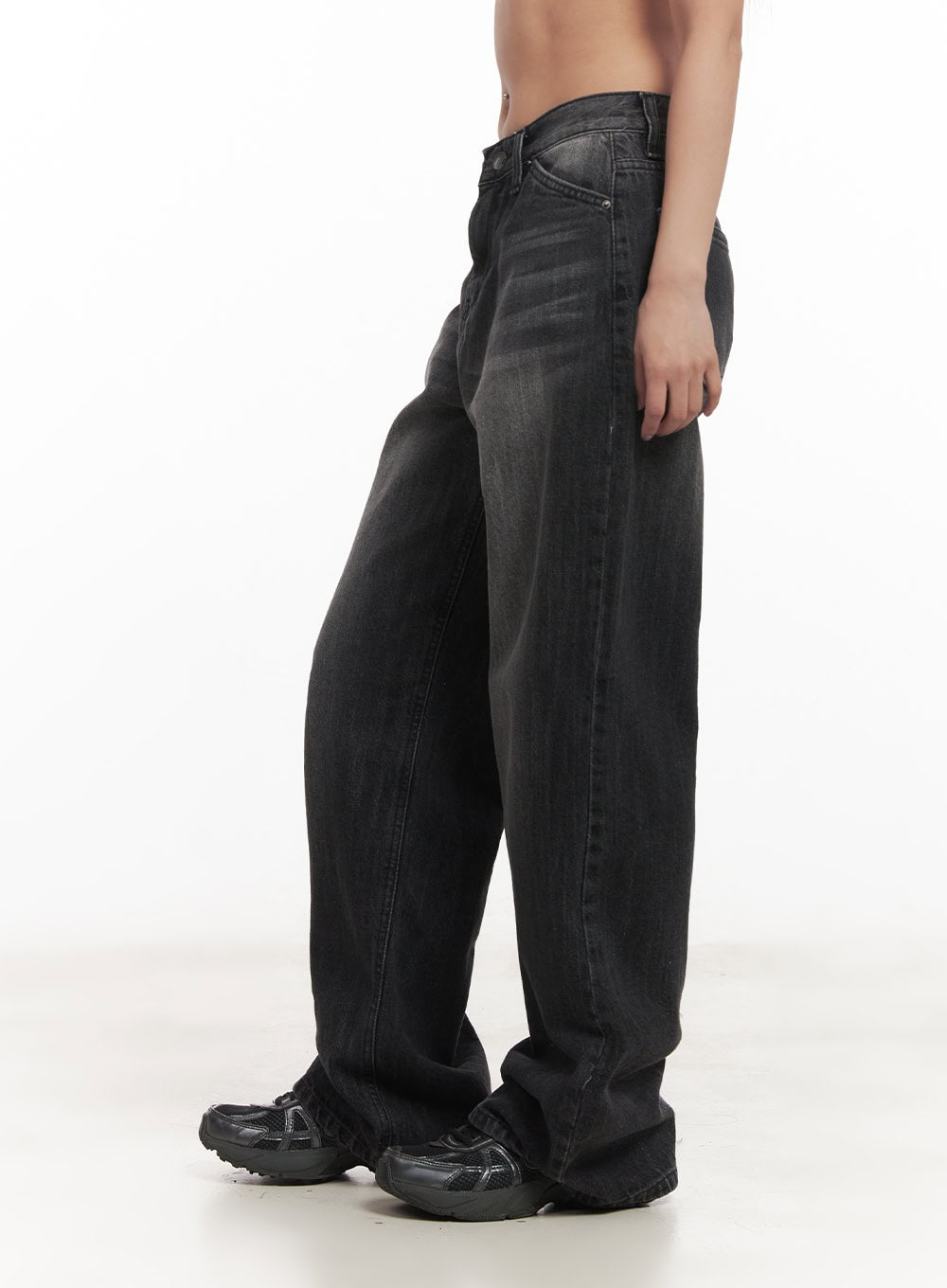 Debby Washed Wide-Leg Jeans CM505