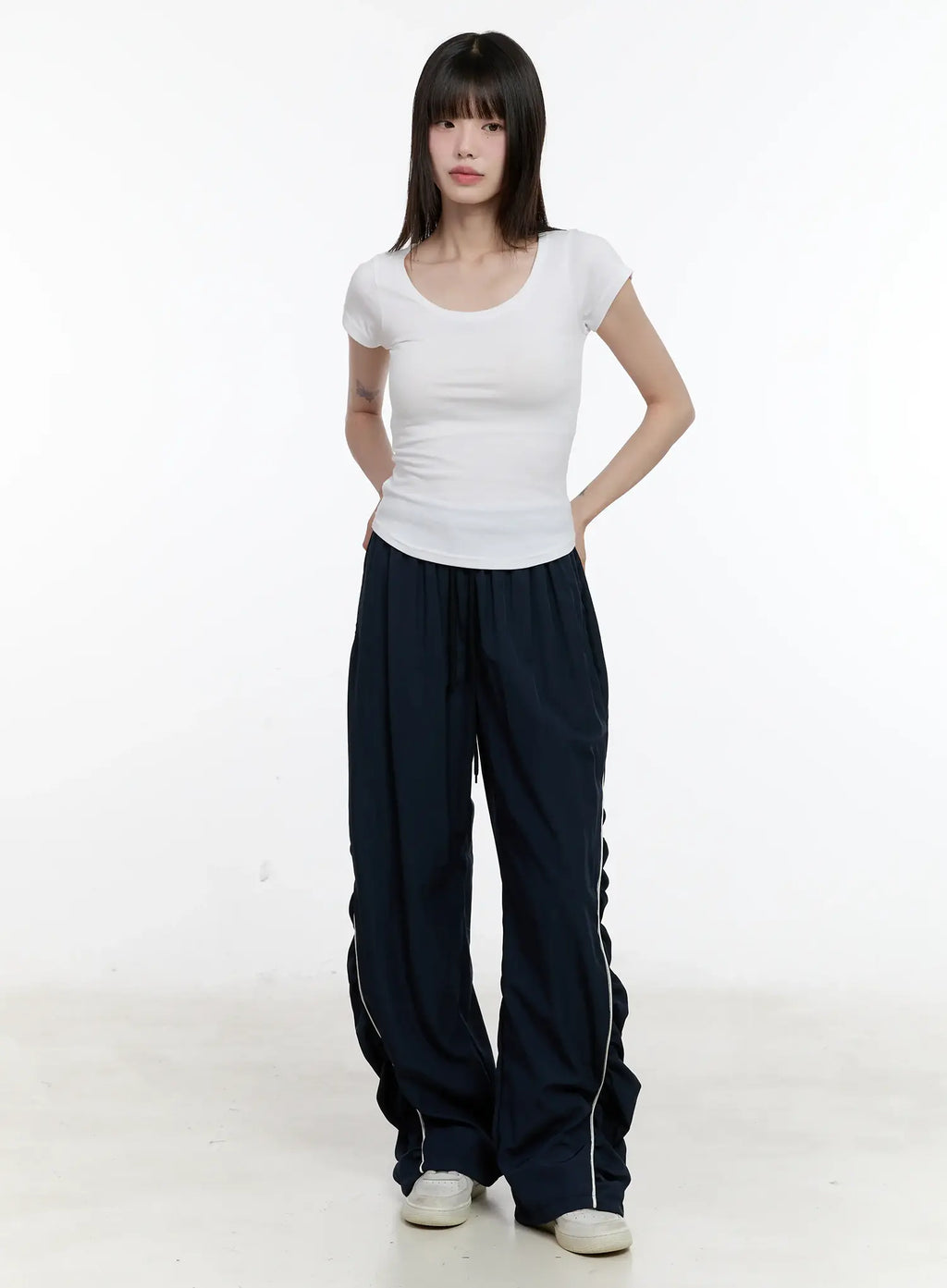 Wide-Leg Shirred Training Pants CL504