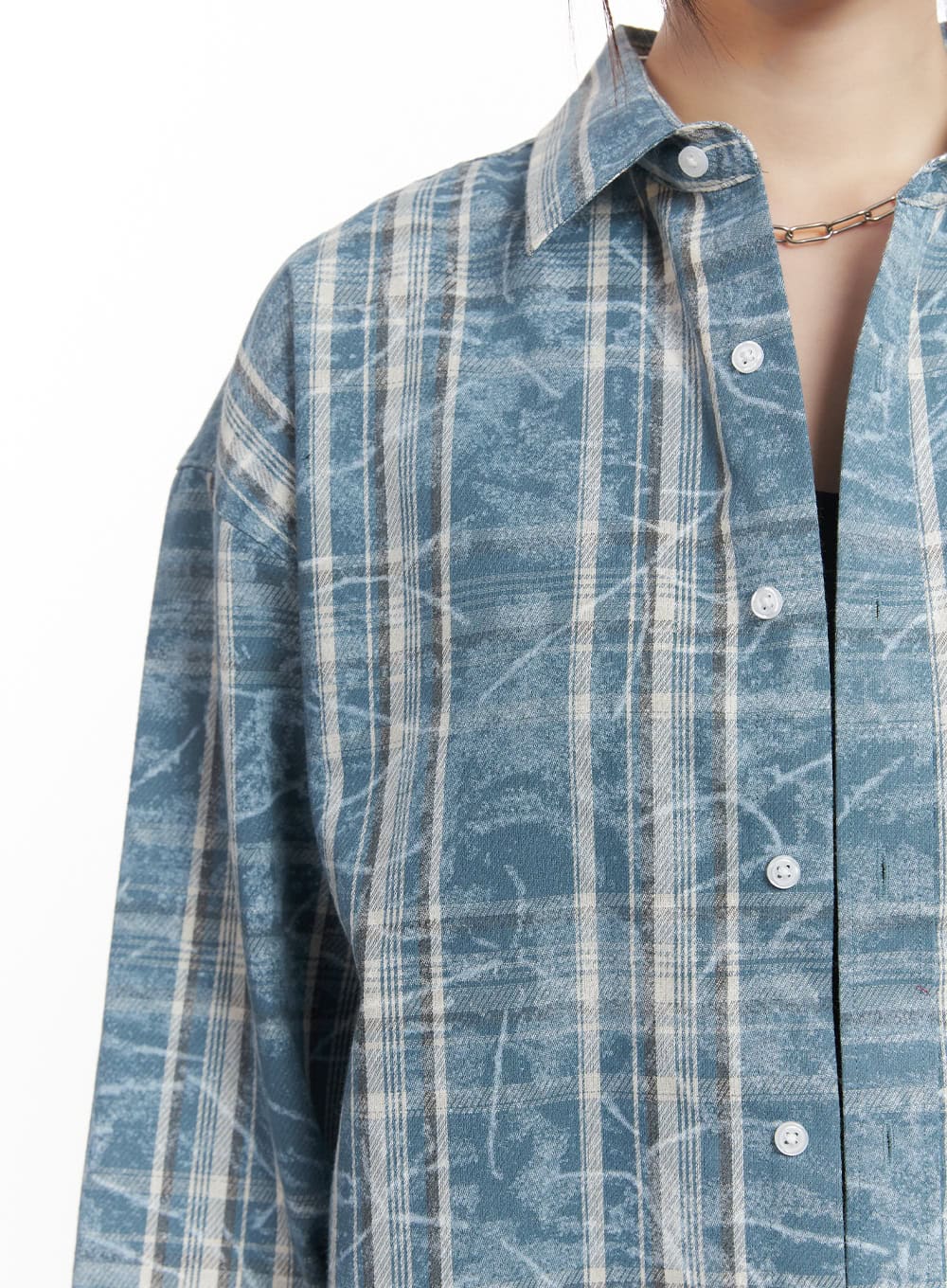 Damaged-Effect Oversized Flannel CF518