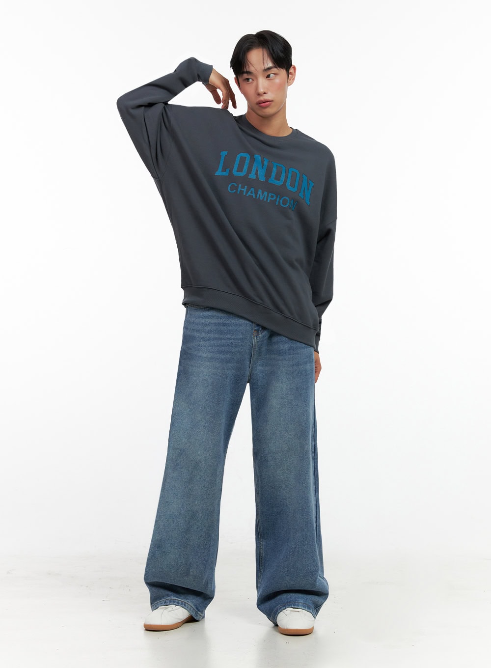 Men's Washed Wide-Leg Jeans IN426