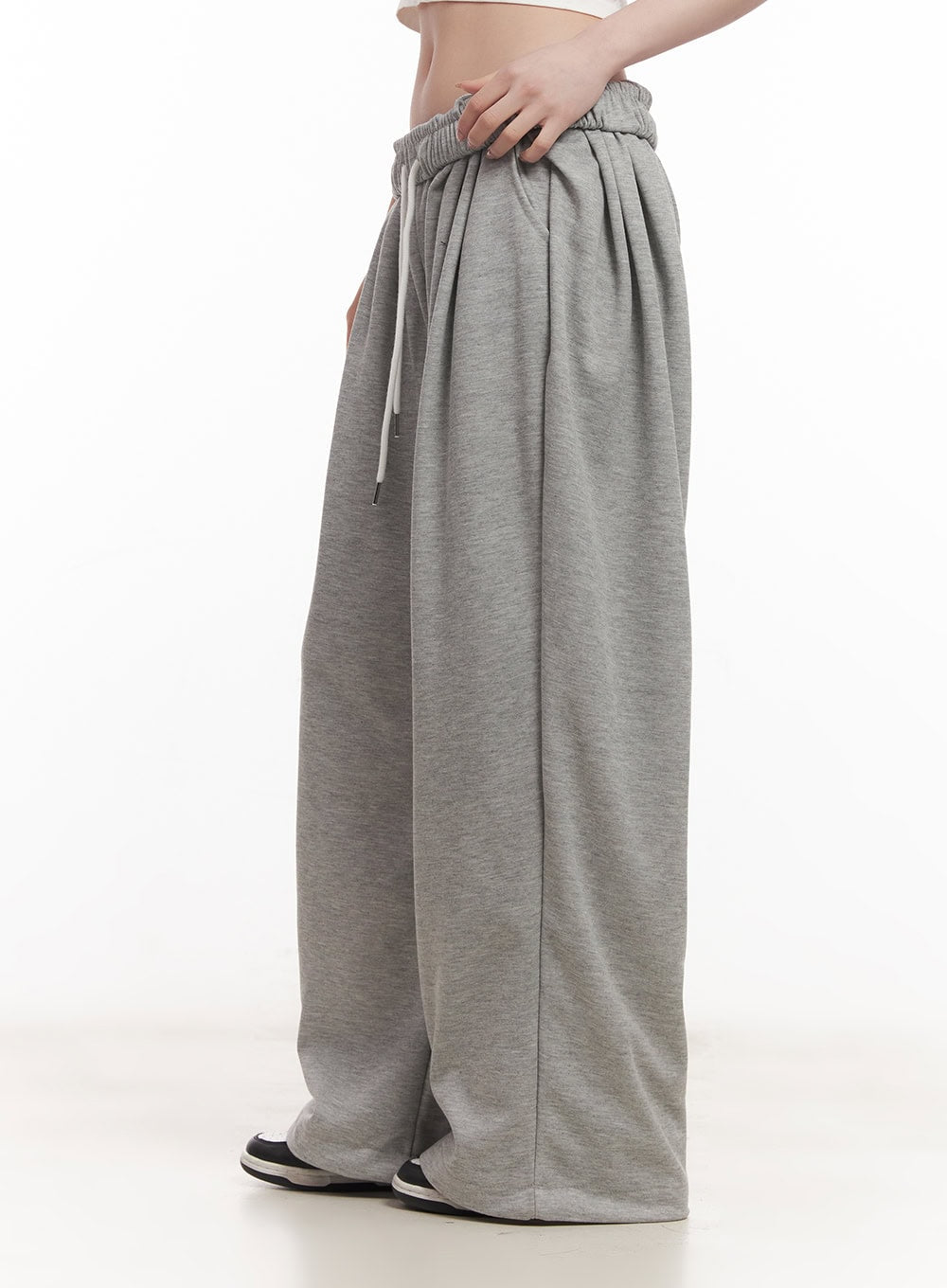 Cozy Pintuck Wide-Leg Sweatpants CM517