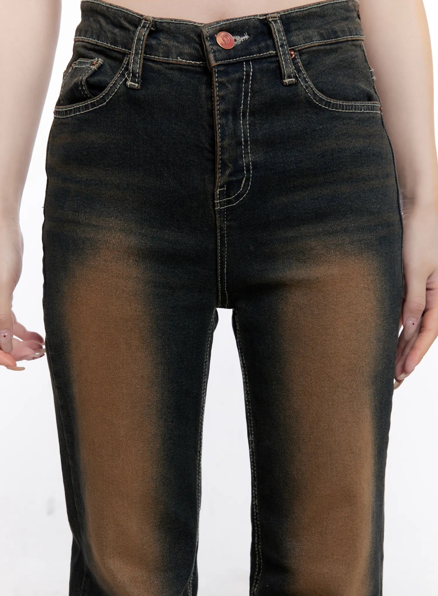 Dalia Vintage Washed Flare Jeans CO501