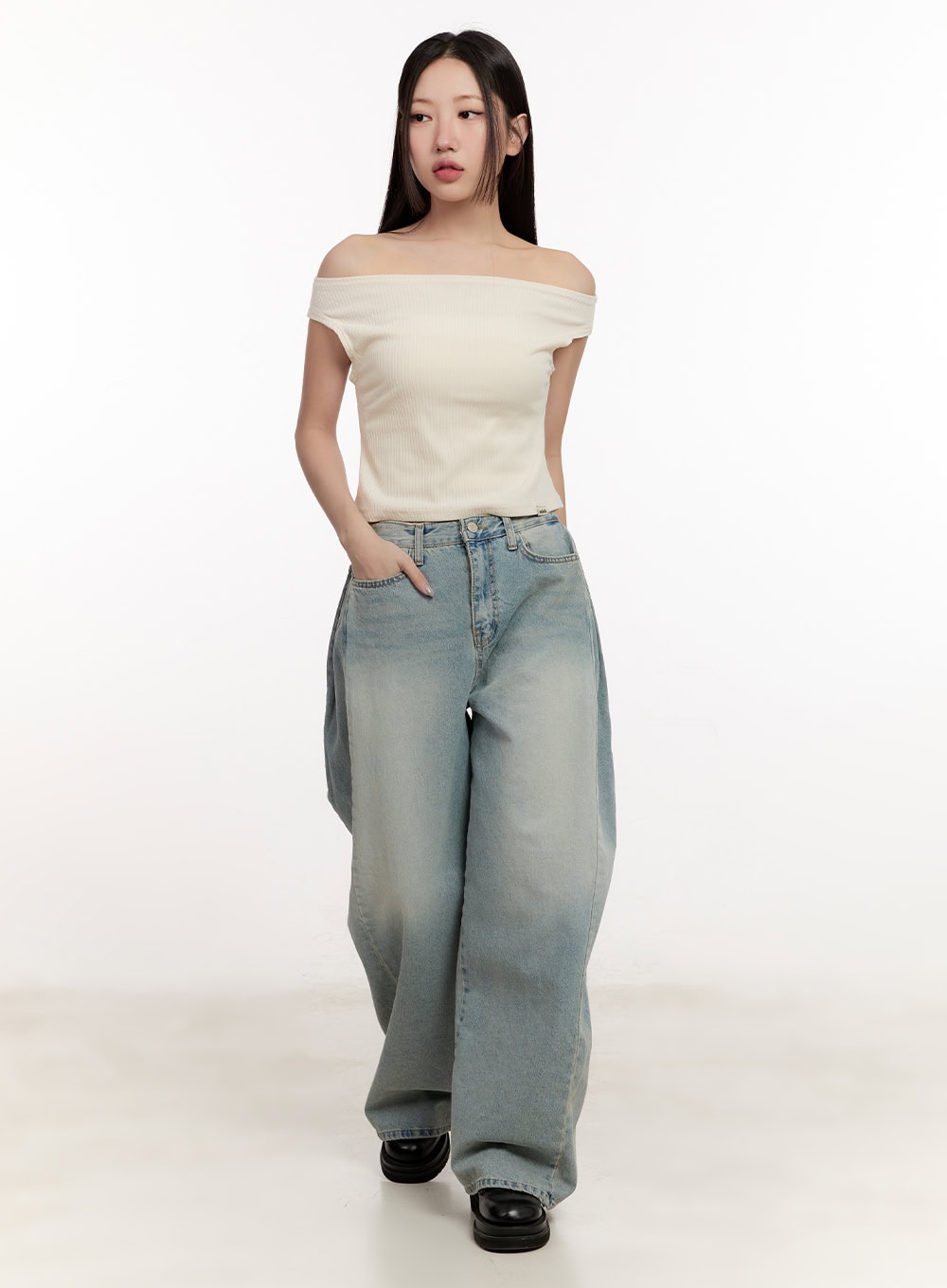 Elegant Off-Shoulder Crop Top CM510