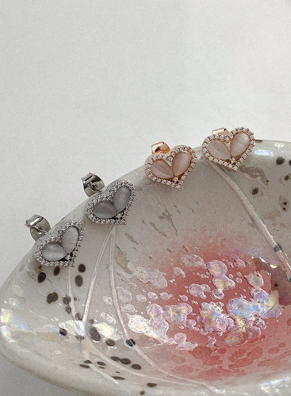 Bloom Faux Pearl Heart Earrings IA517