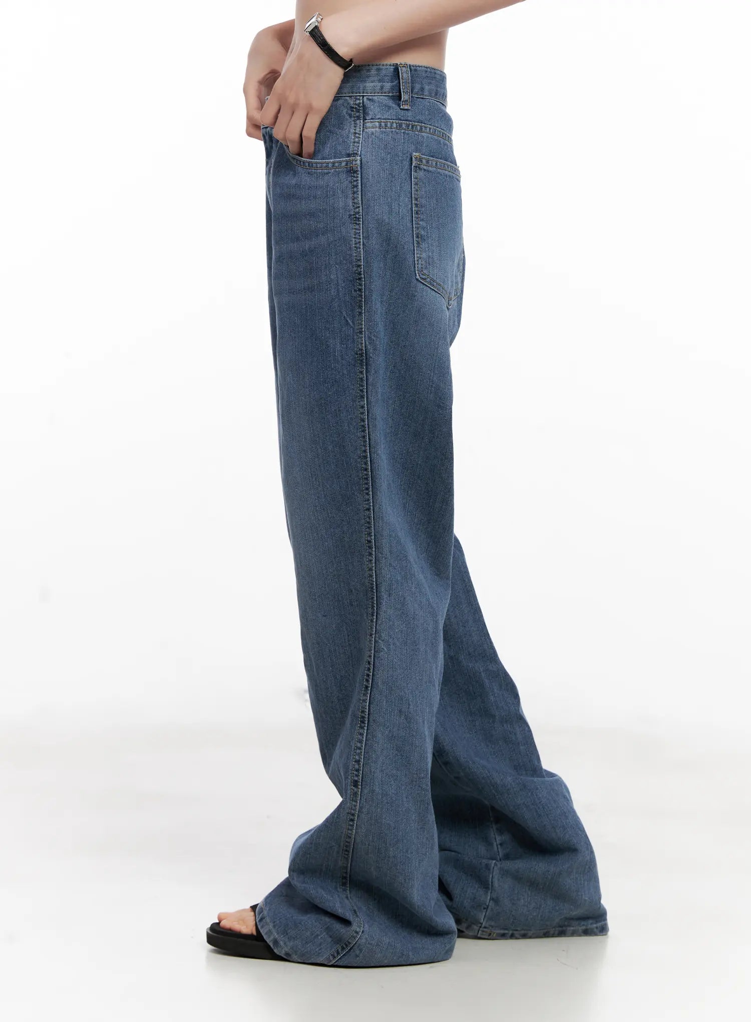 Bora Wide-Leg Flare Denim Jeans CL524