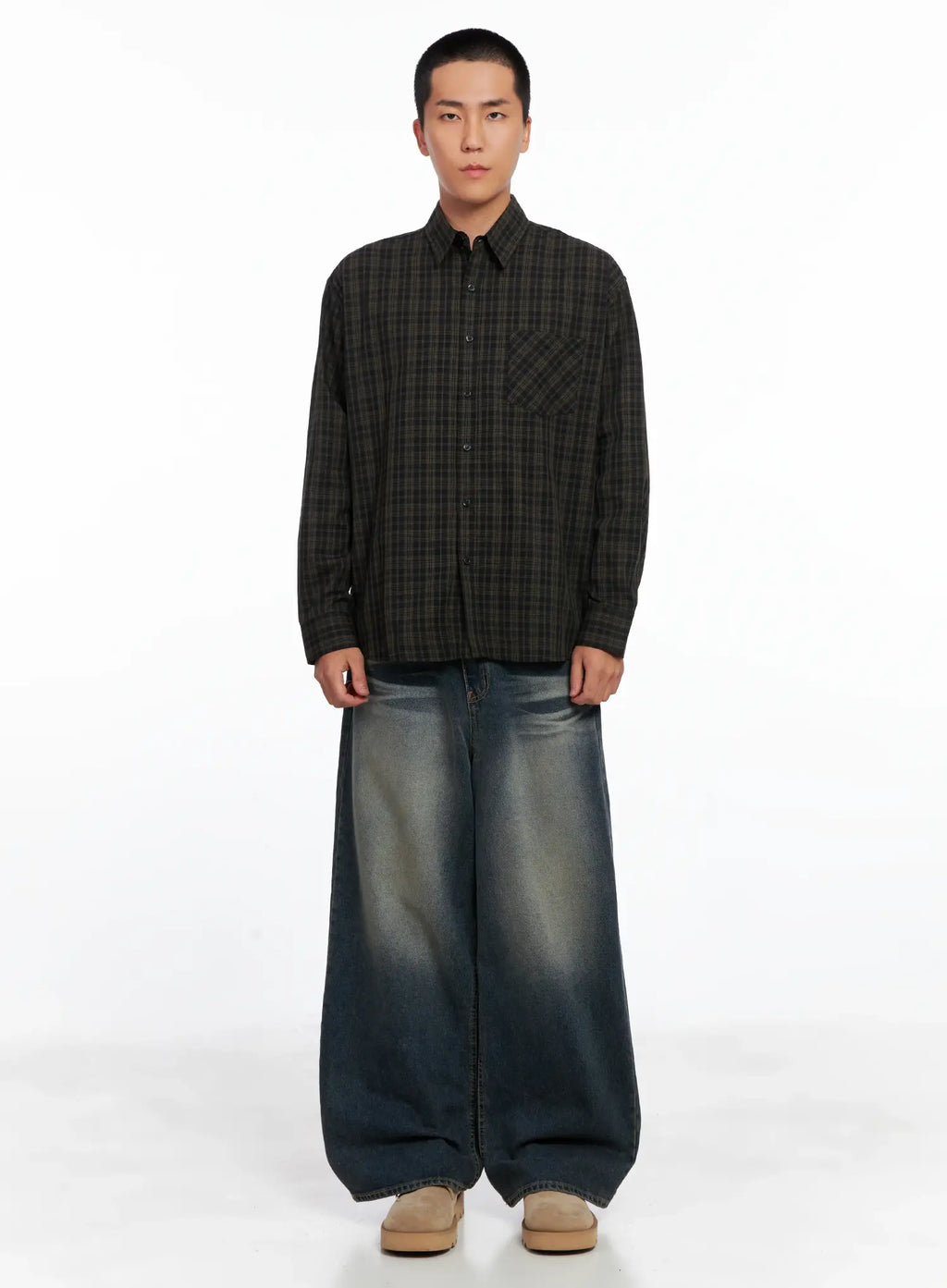 Men's Faded Wide-Leg Jeans IS510