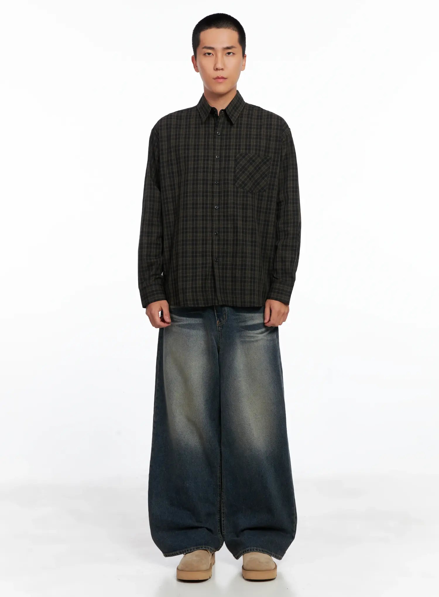 Men's Faded Wide-Leg Jeans IS510