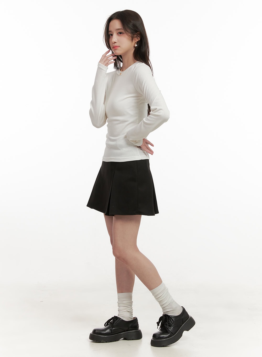 Classic Round Neck Long Sleeve Top ON429