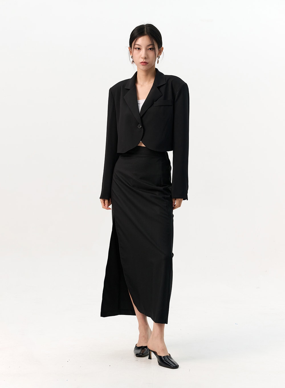 Solid Single Button Crop Jacket IO320