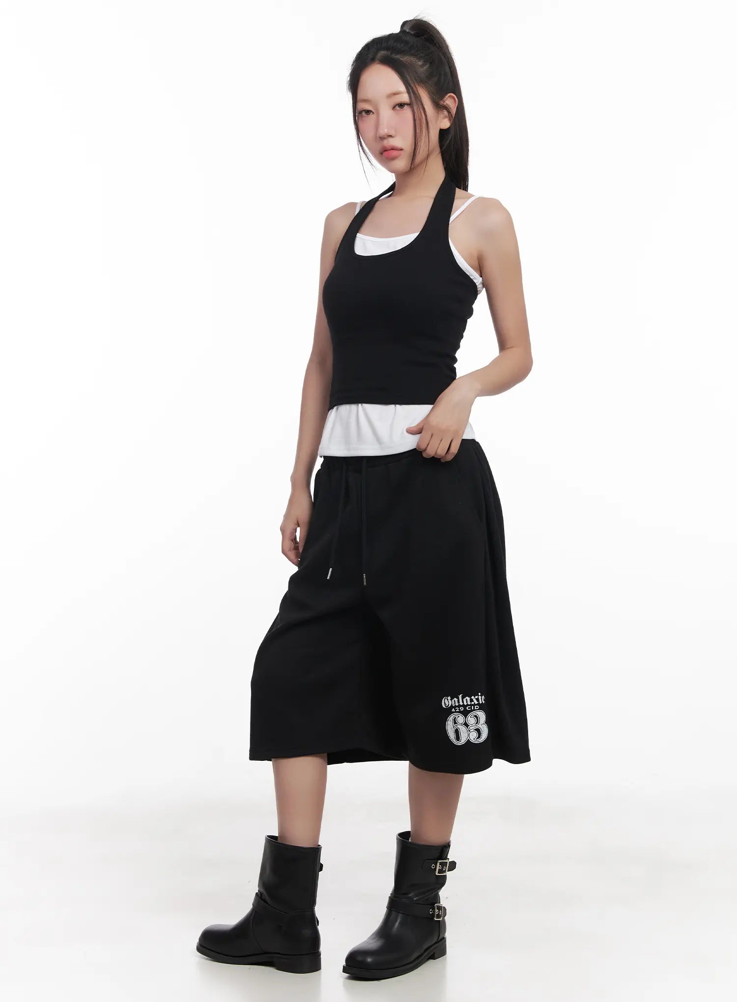 Cropped Halter Top CU517