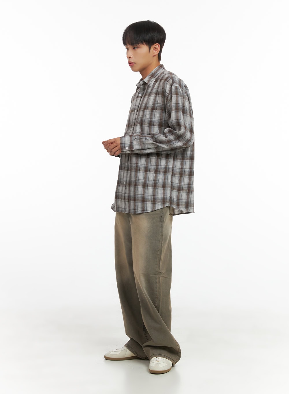 Wide-Fit Denim Washed Jeans CO410