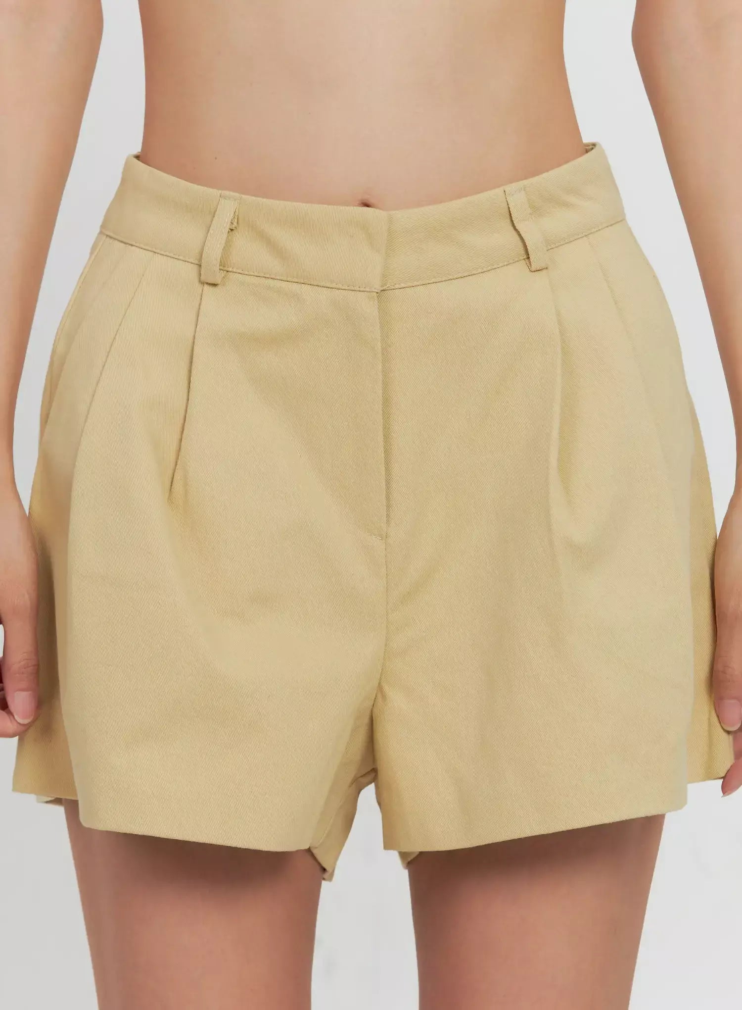Pleated Pintuck Shorts IL528