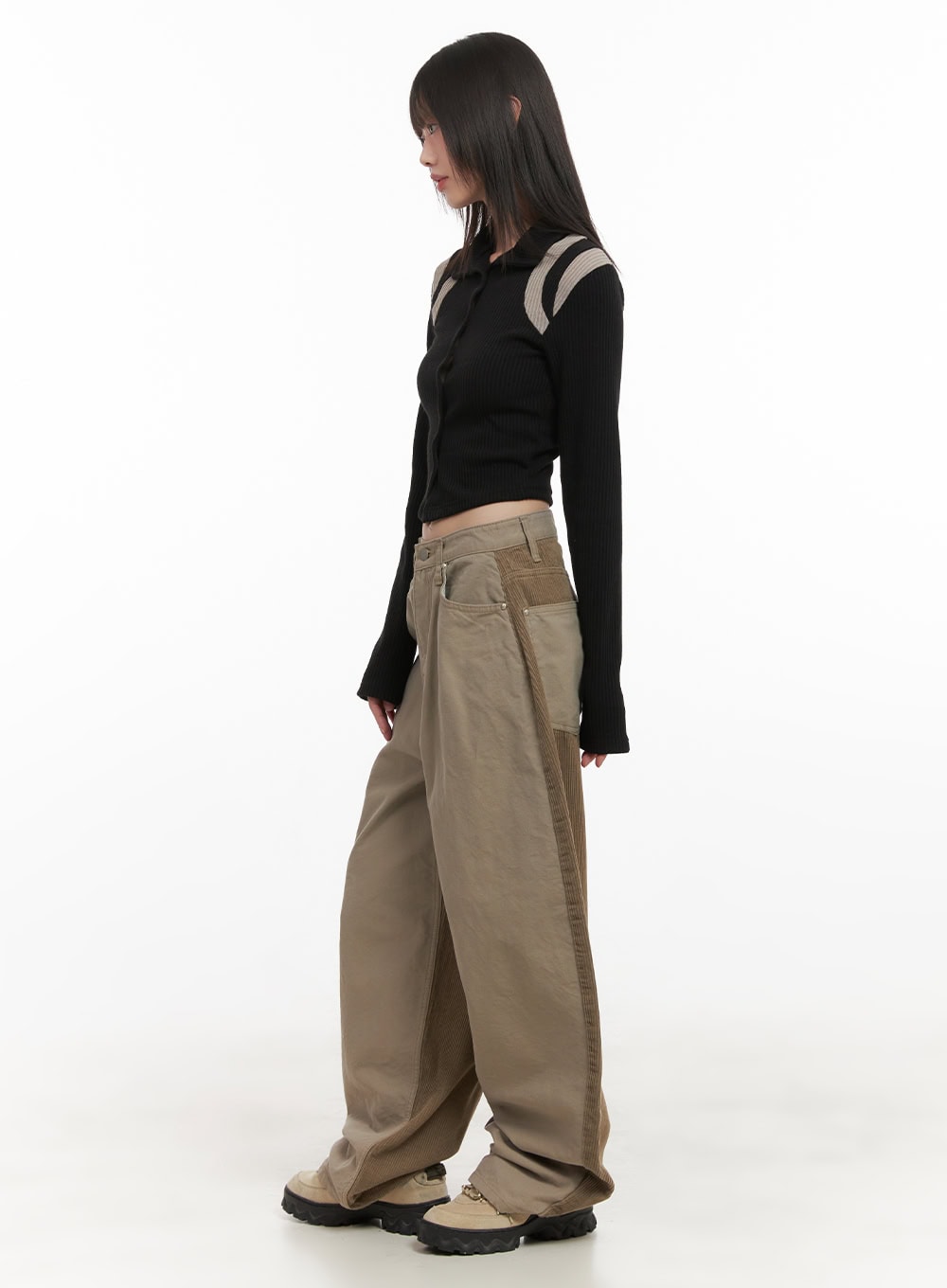 Buttoned Slim-Fit Cropped Cardigan CD426