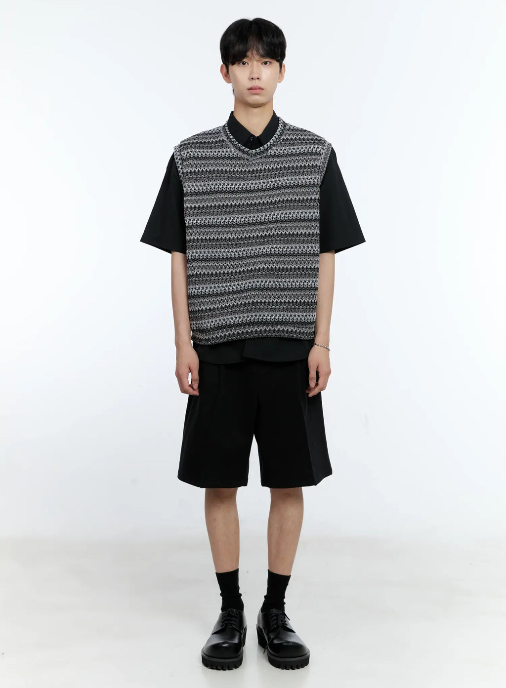 Men's Pleat Bermuda Shorts IG501