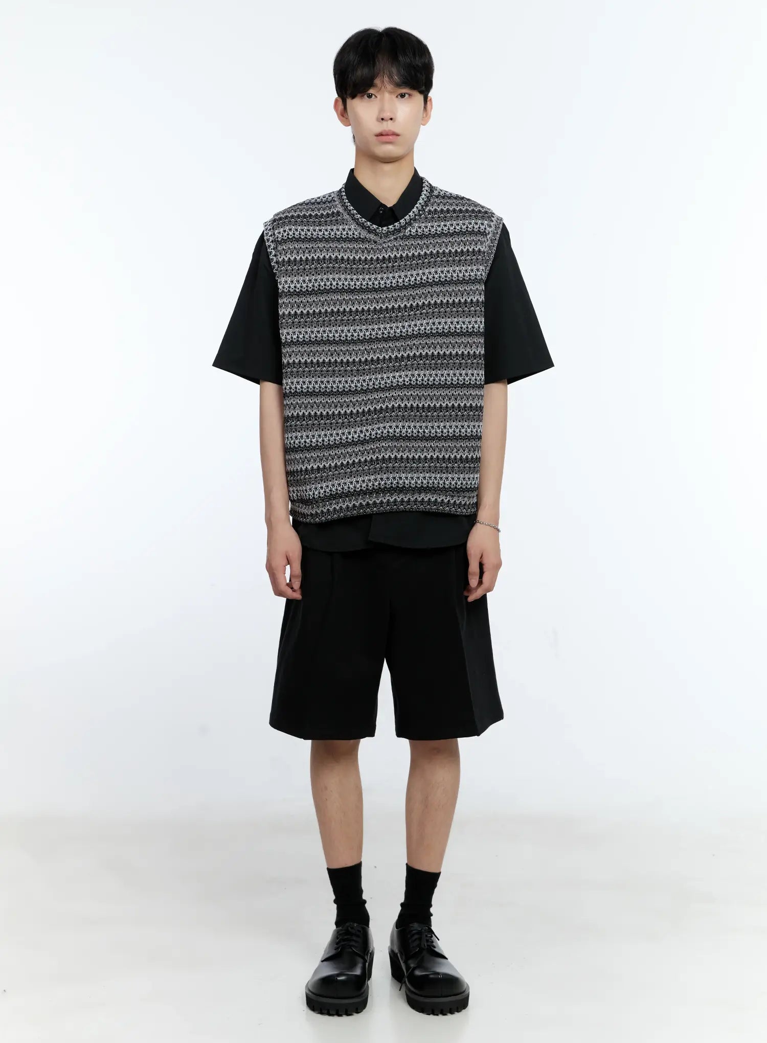 Men's Pleat Bermuda Shorts IG501