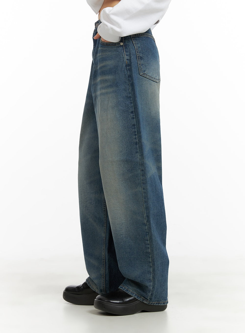 Washed Wide Leg Jeans CA419