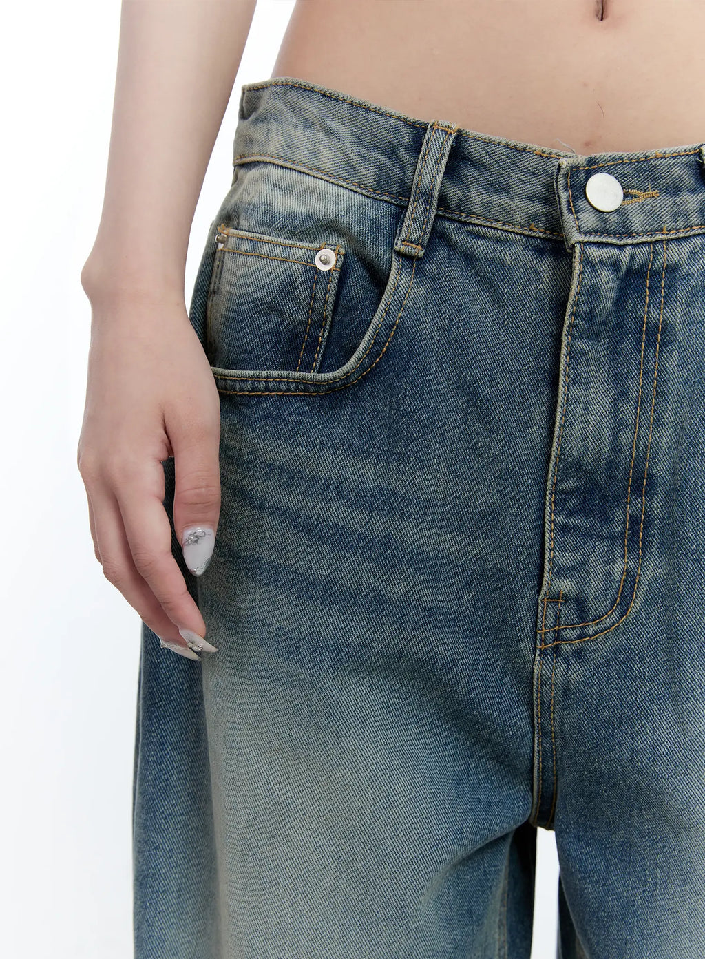 Eunjeong Ripped Denim Jeans CG501