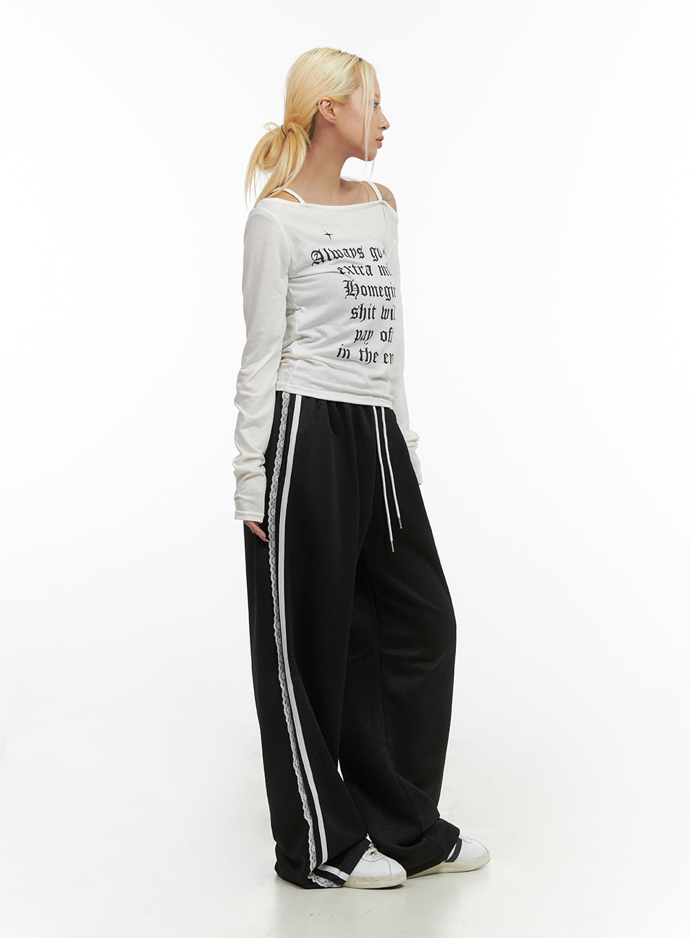 Chic Off Shoulder Letter Print Top  CO415