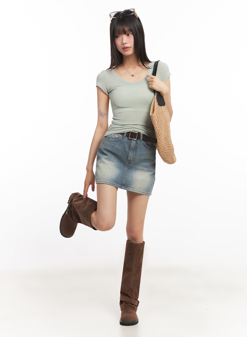 Slim-Fit Slightly Sheer Top IA528