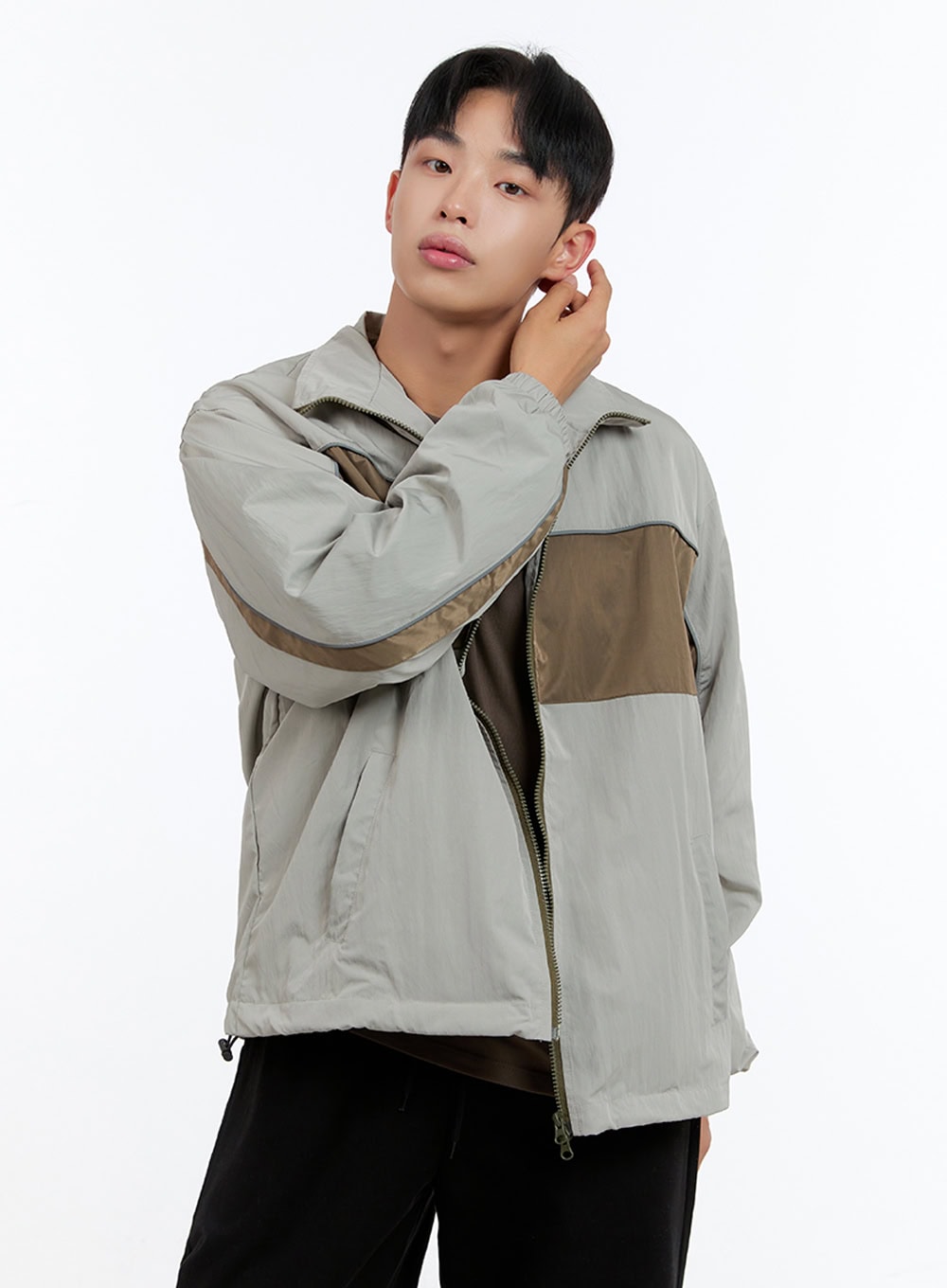 Men's Zip-Up Nylon Wind Jacket IS412