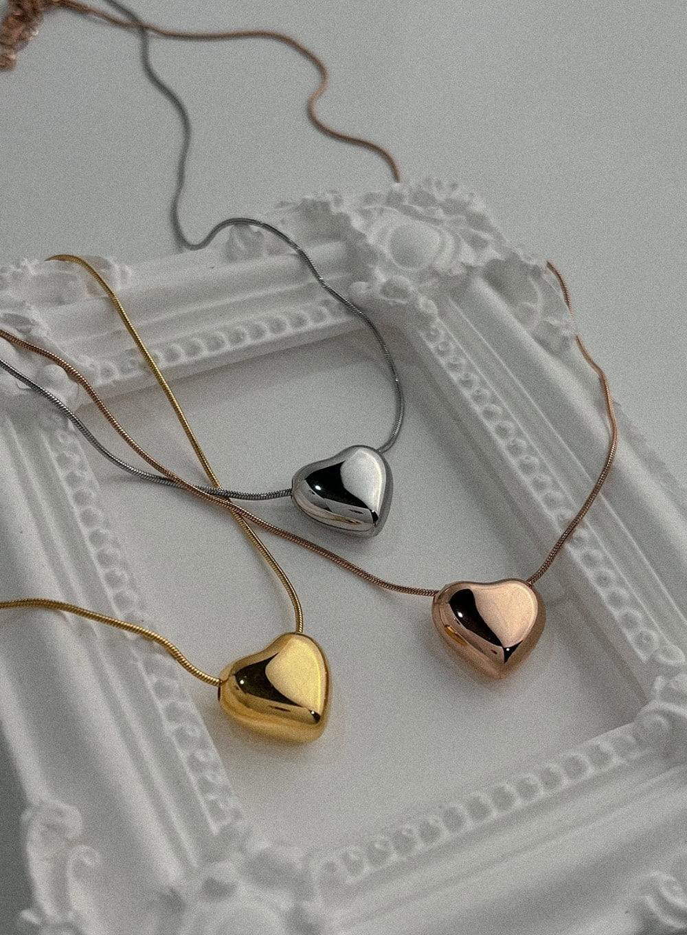 Bold Heart Necklace IL405