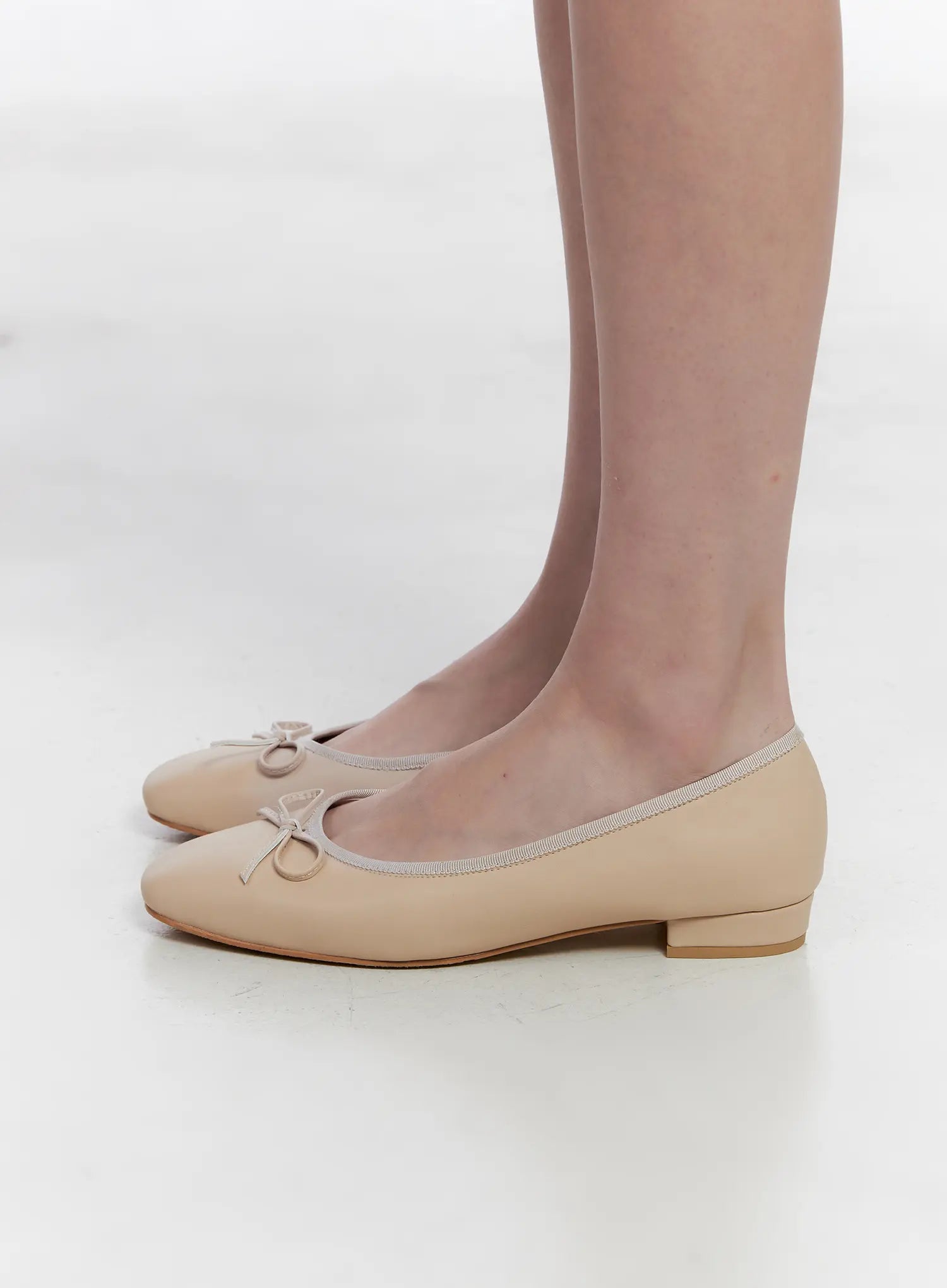 Eco Leather Ballet Flats With Bow CG520