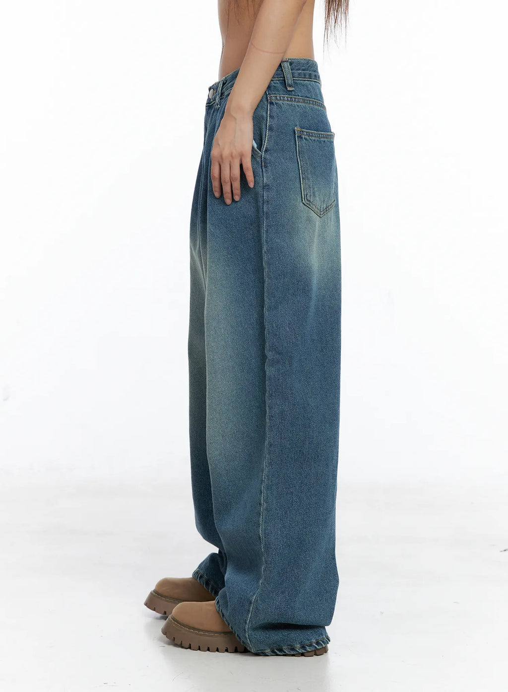 Halle Wide Leg Jeans CS504