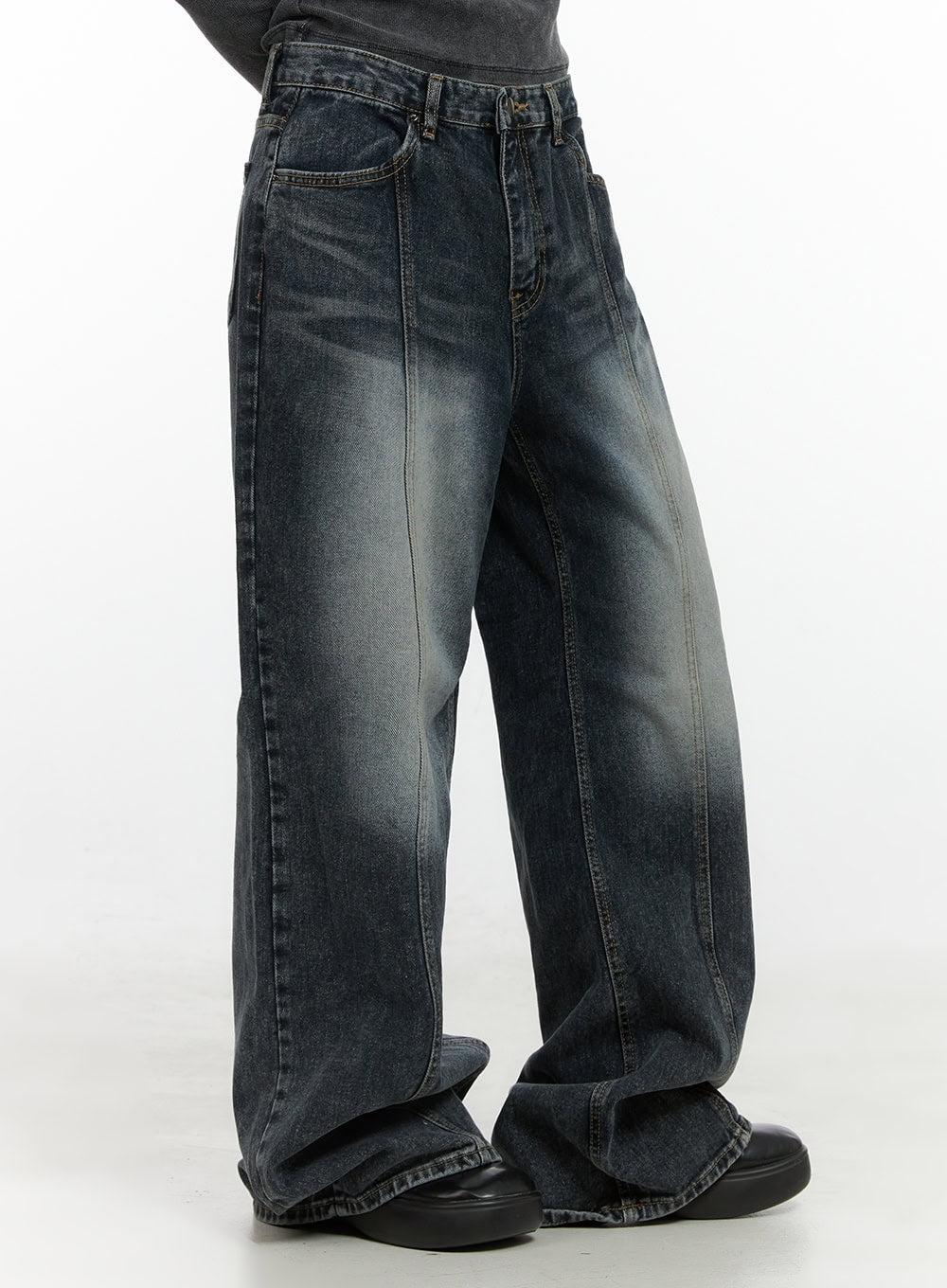 Kaya Stitch Detail Washed Baggy Denim Jeans CS426