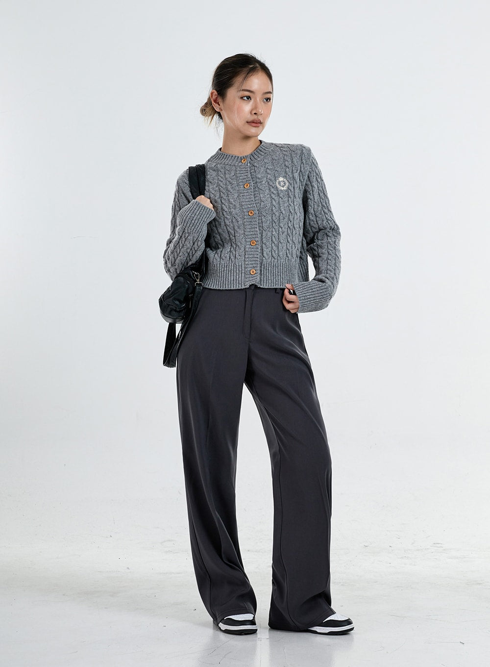 Button Embroidery Crop Knit Cardigan CO06