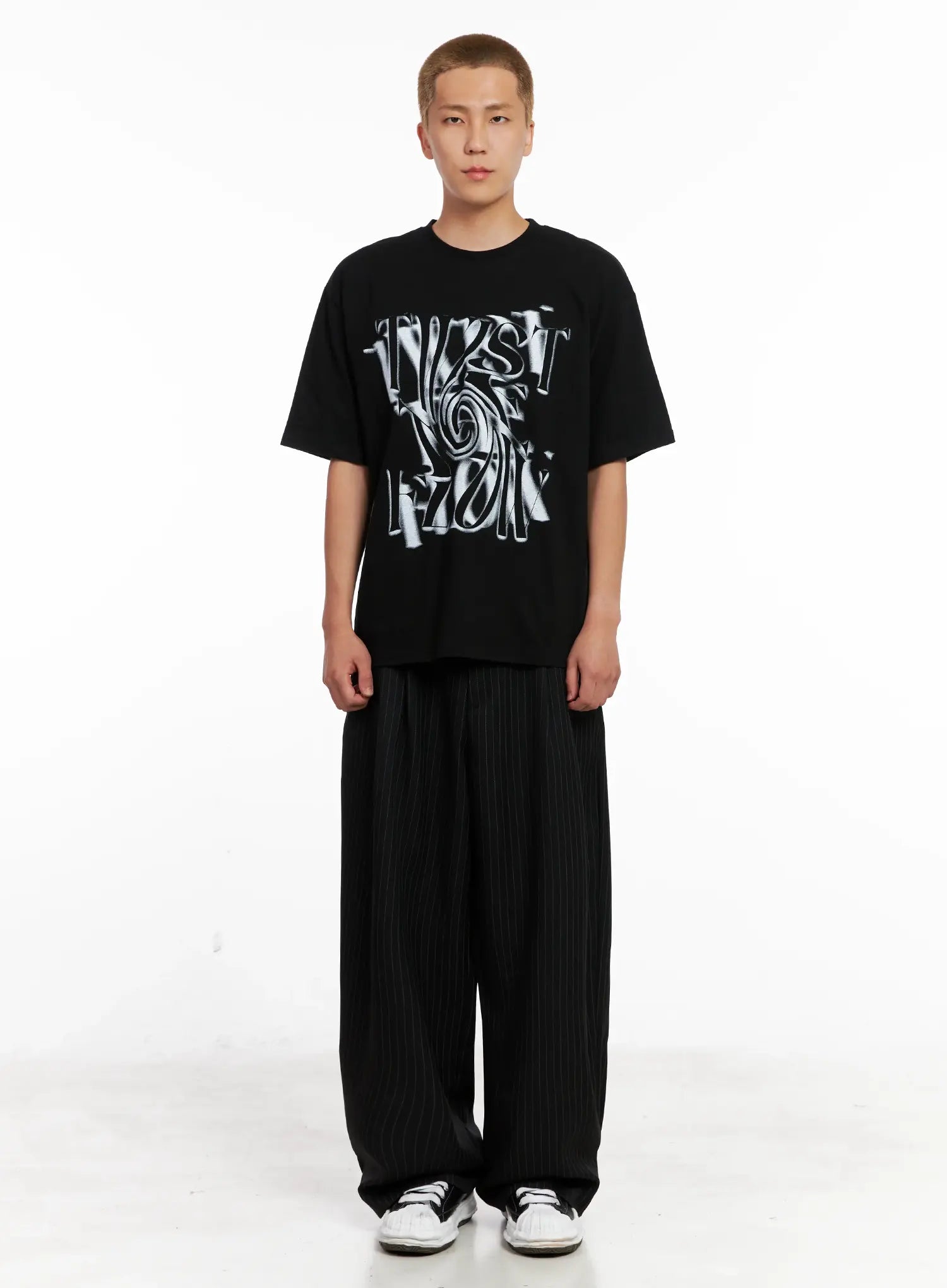 Men's Striped Relaxed-Fit Slacks IL521