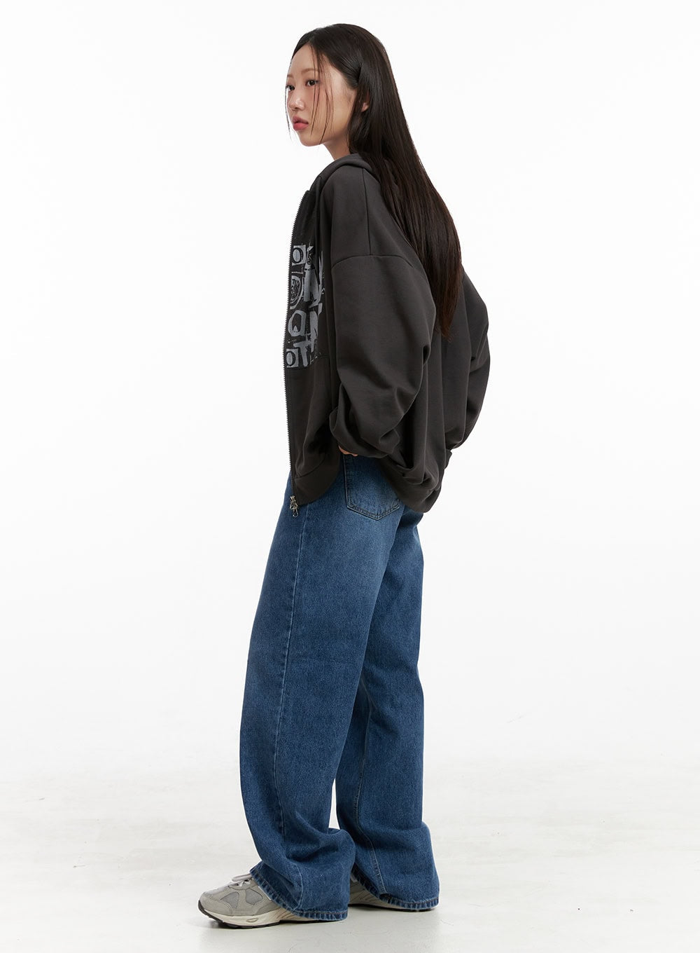 Acubi Oversized Two-Way Zip-Up Sweatshirt CL431