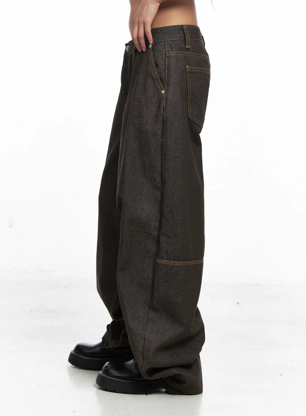 Oaklyn Non-Fade Wide-Leg Jeans CO513