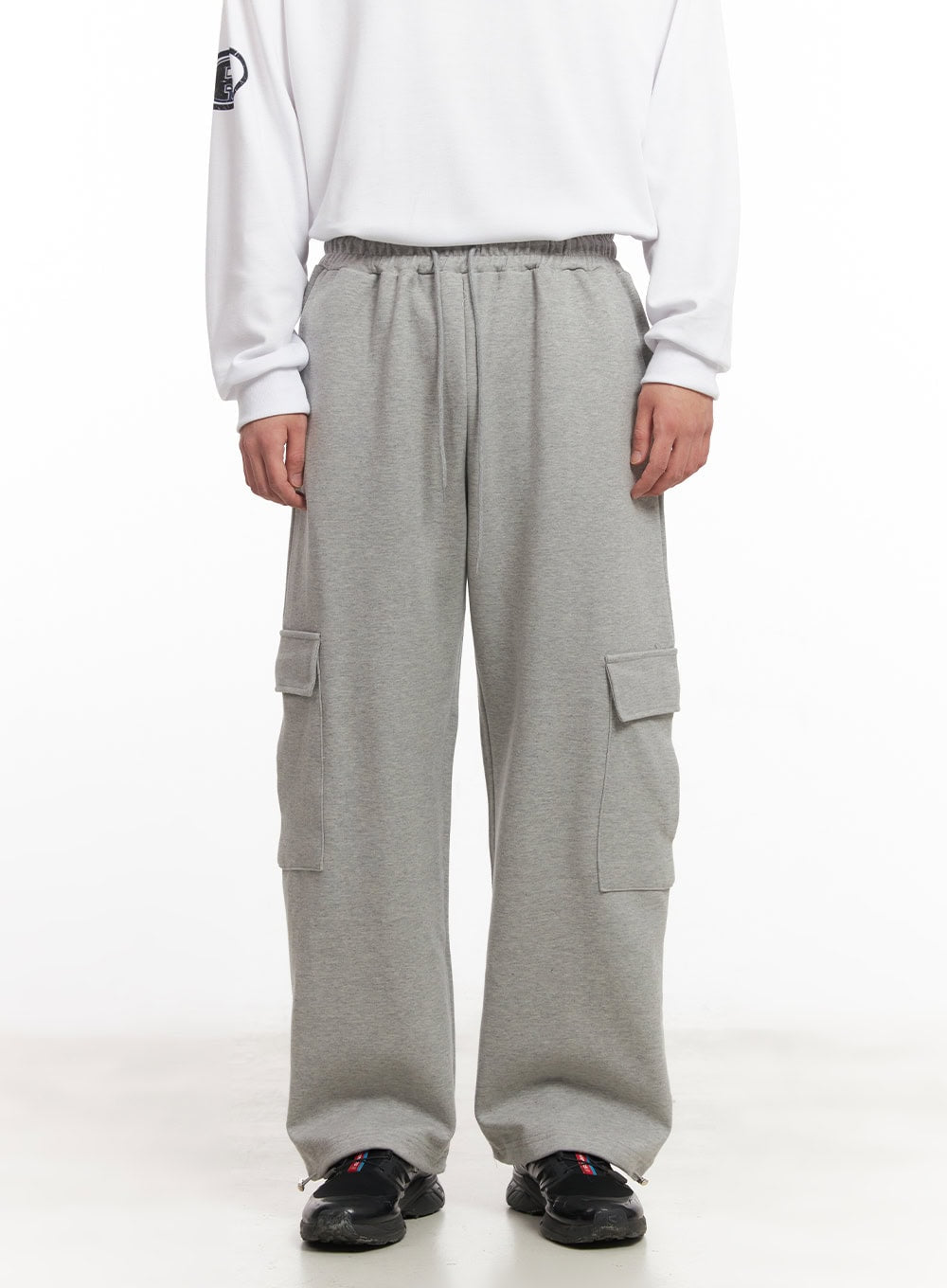 Men's Cargo Pocket Wide-Fit Sweatpants IM517