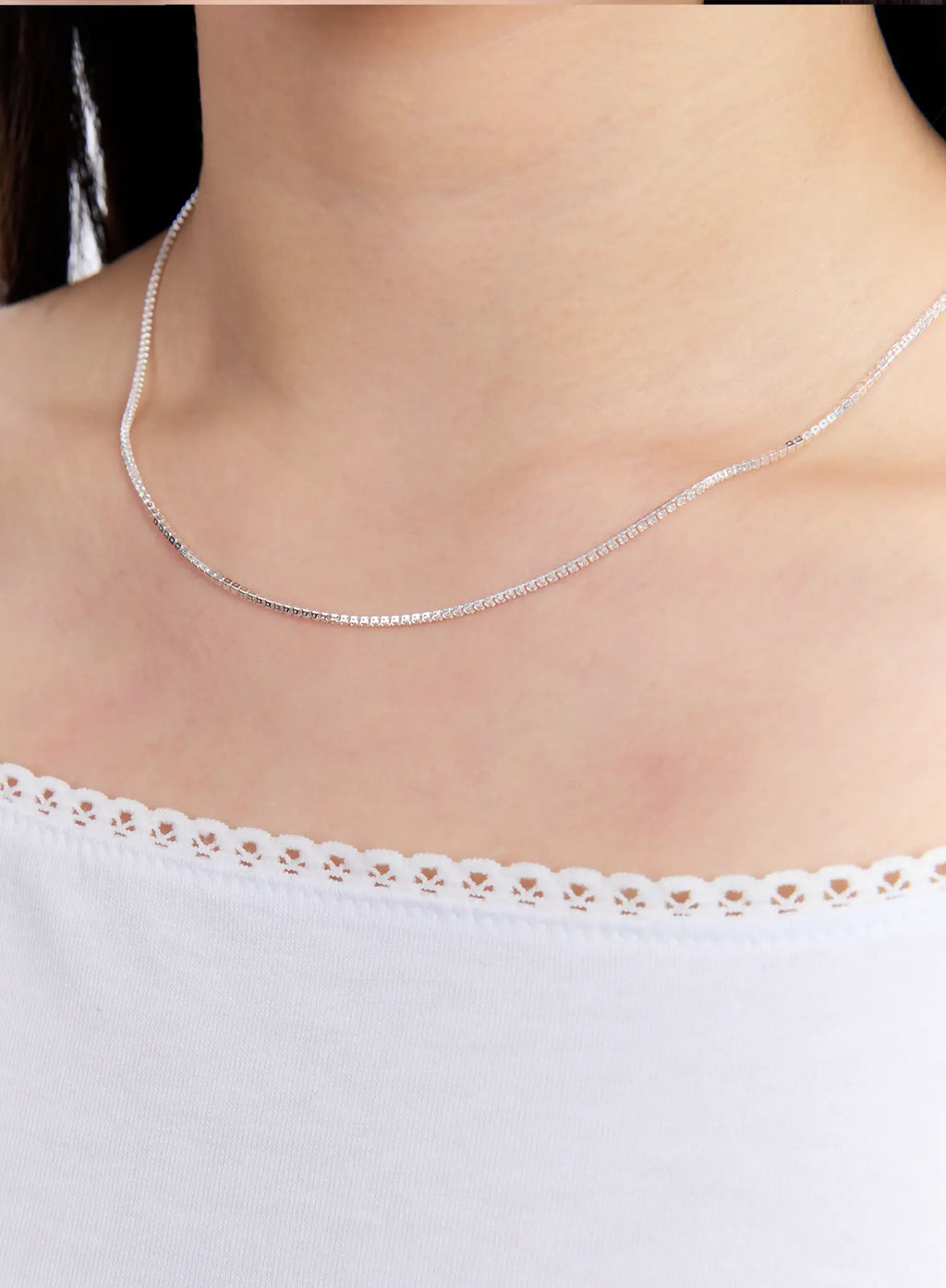 Vera Blink Necklace IU527