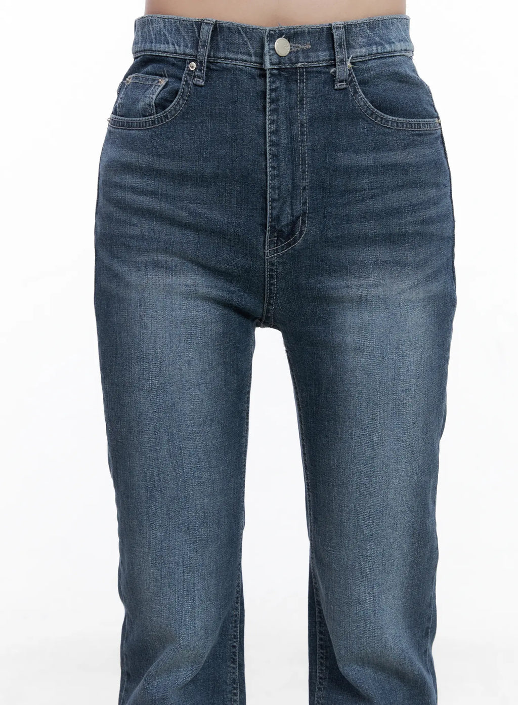 Baylor Mid-Rise Flared Jeans CS519