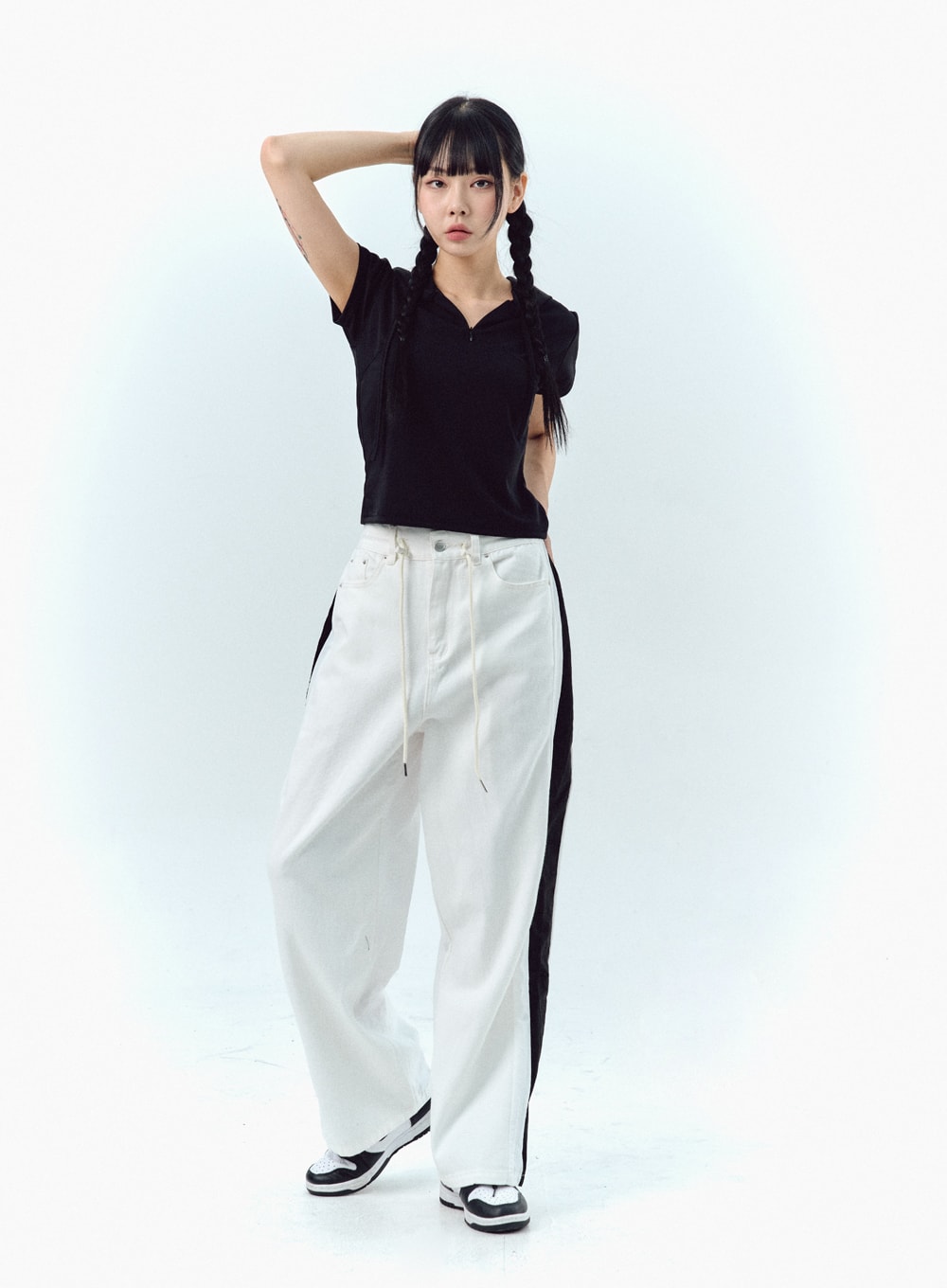 Half Zip-Up Hoodie Tee IL303