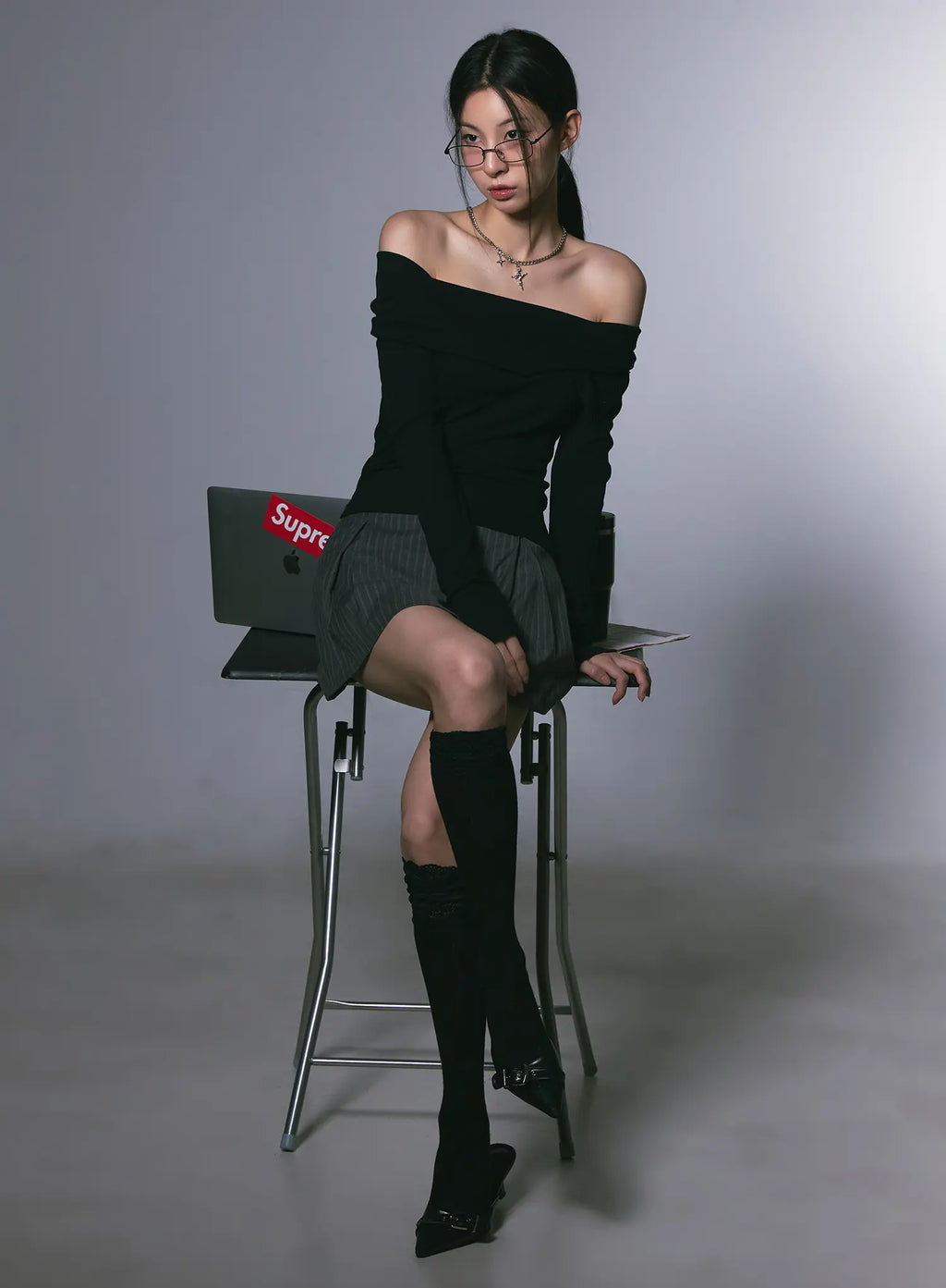 Buttoned Off-Shoulder Long Sleeve Top CG525