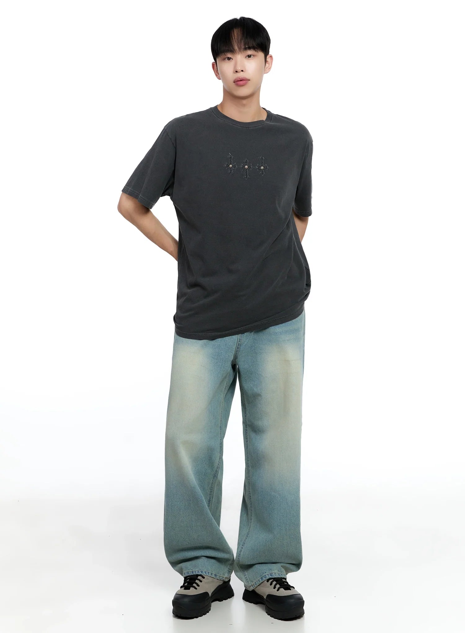 Men's Cross Graphic T-Shirt IG520