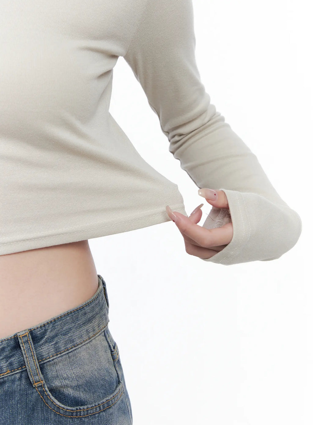 Basic U-Neck Long Sleeve Crop Tee CG529