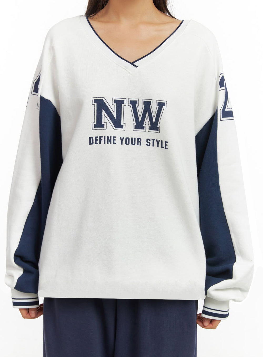 White V-Neck Jersey Sweatshirt IO409