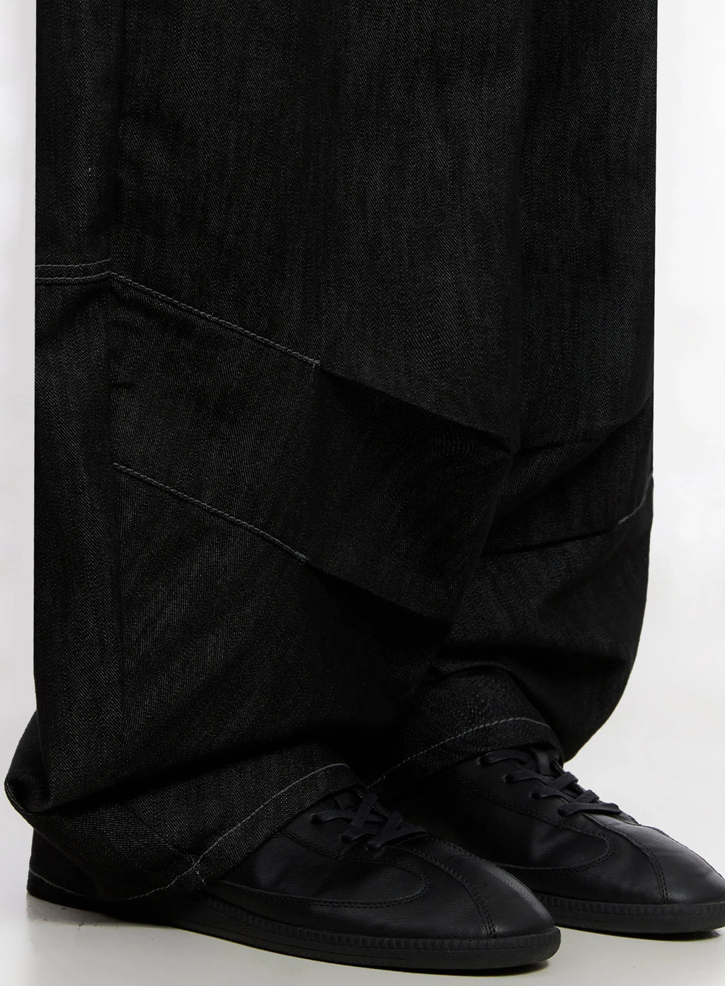 Leyla Pin-Tuck Wide-Leg Jeans IS515