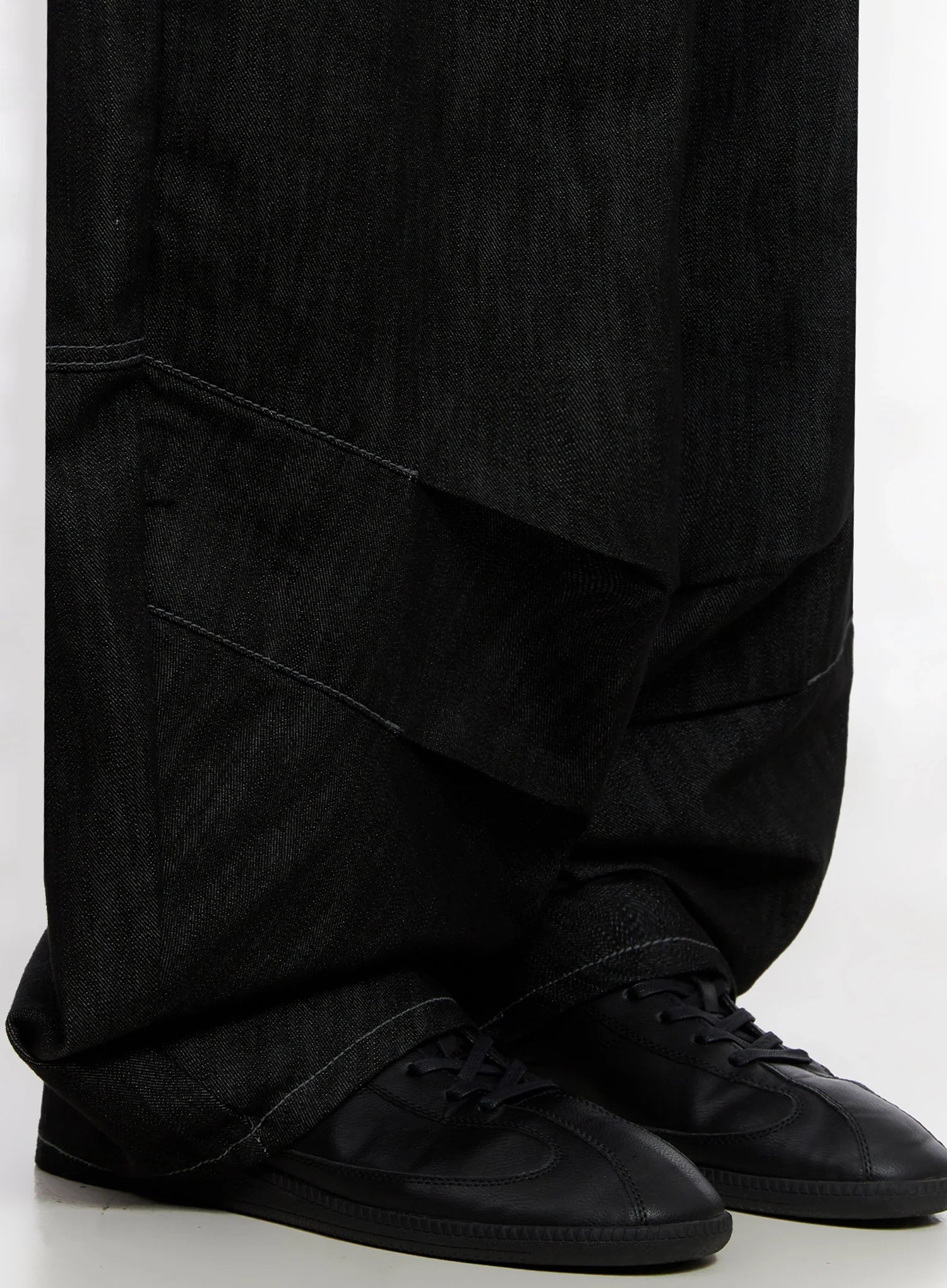 Leyla Pin-Tuck Wide-Leg Jeans IS515